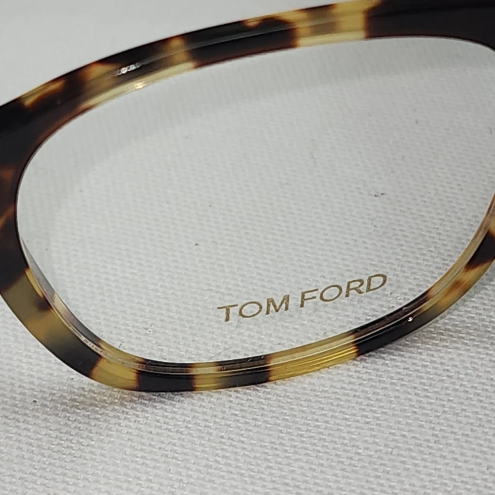 Authentic NWOT Tom Ford TF5505 053 With HARD CASE AND DUST CLOTH